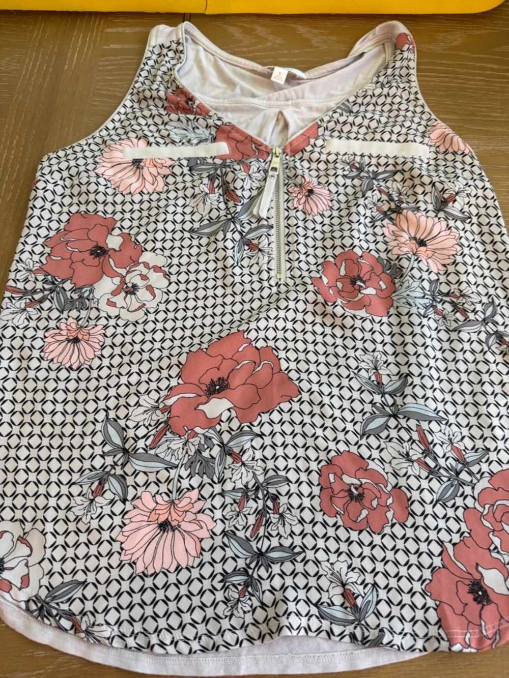 Candie's Floral Sleeveless Zip-Front Top in White, Coral & Pink